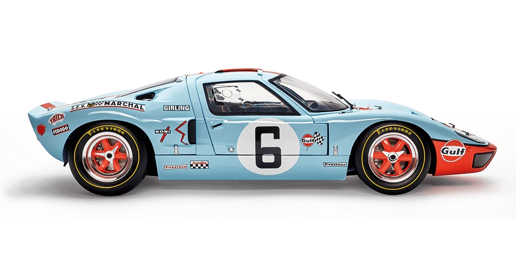 フォード GT40 1/8スケールモデル The Ford GT40 at 1:8 scale - YouTube